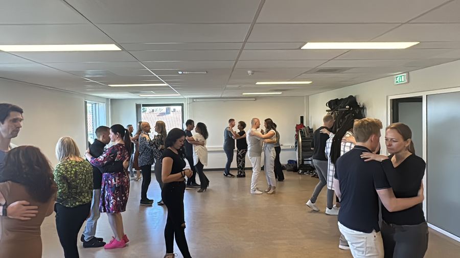 Kizomba Evolution class